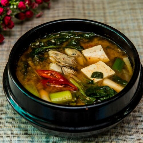 Miso and Spinach Soup with tofu and vegetables